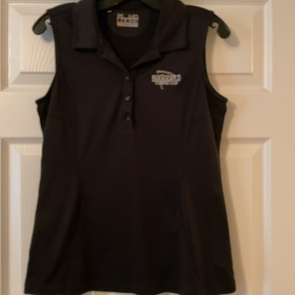 Under Armour Black Sleeveless Golf Top